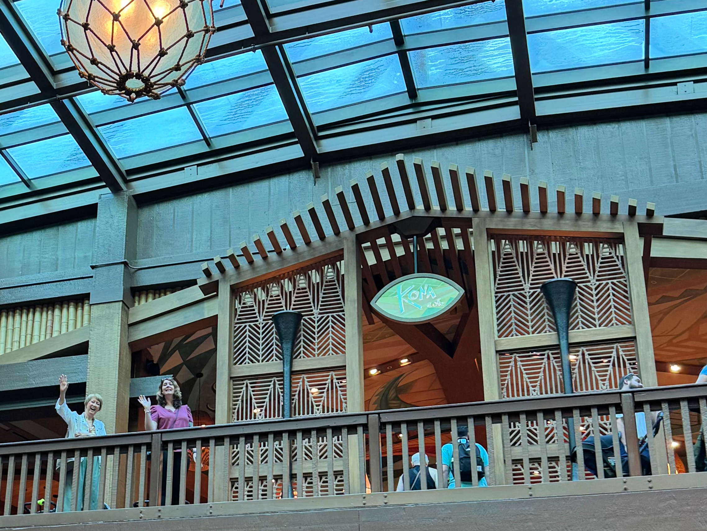caravan sonnet- disney world resort